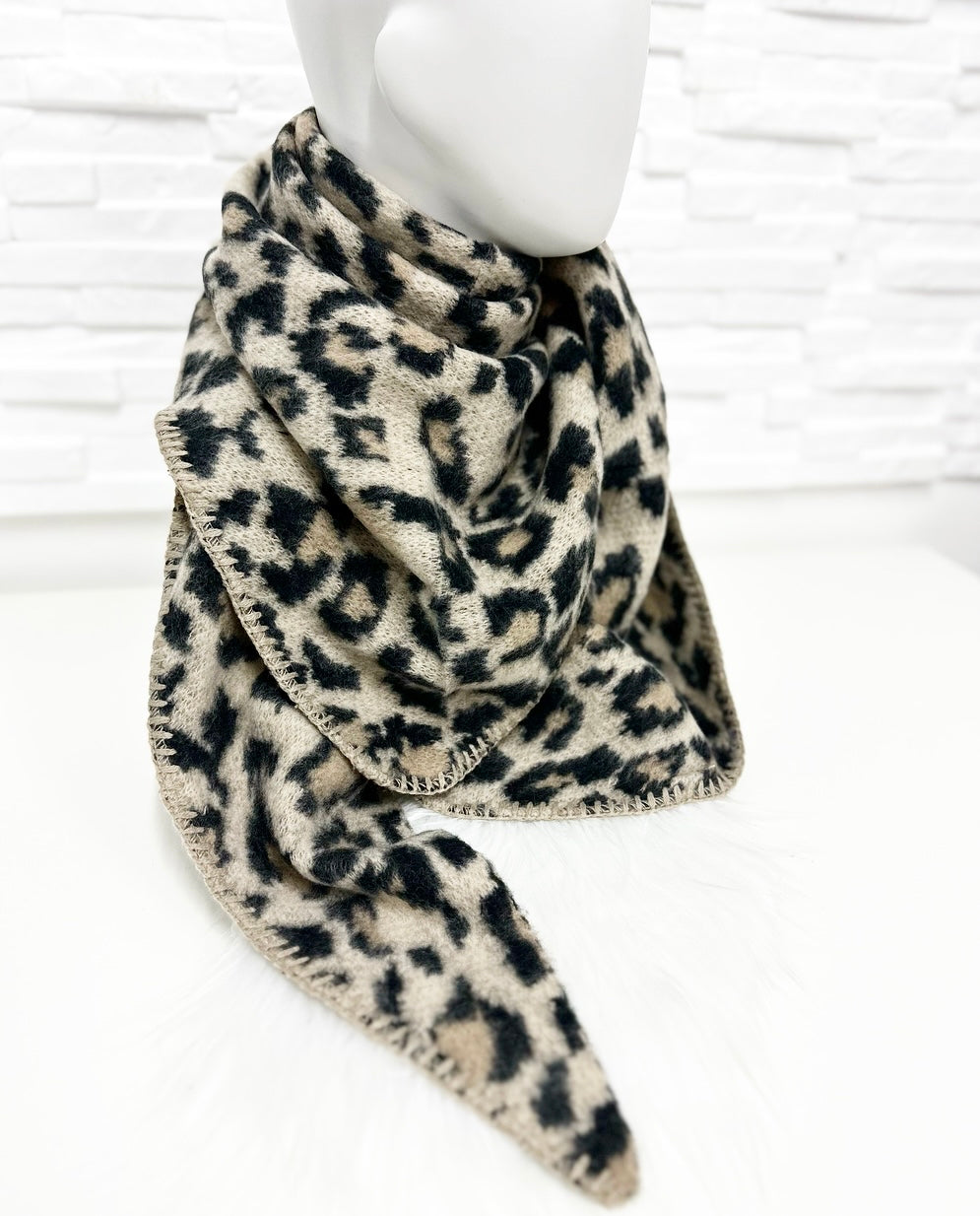 Dreieckstuch XXL LEO STYLE-BEIGE