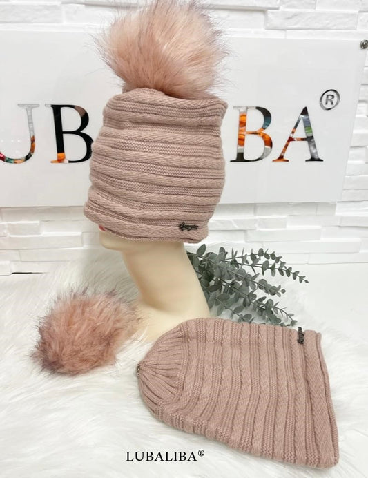 Wintermütze ALTROSA mit abnehmbaren Bommel