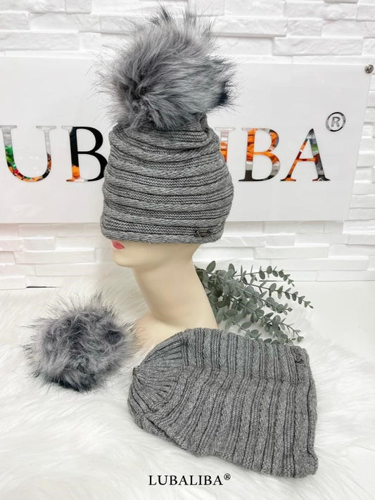 Wintermütze GRAU mit abnehmbaren Bommel