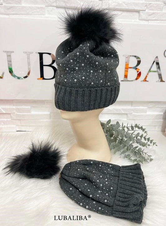 Wintermütze GRAU/GLITTER mit abnehmbaren Bommel